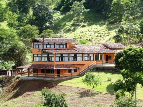 Hotel Dos Bret�es