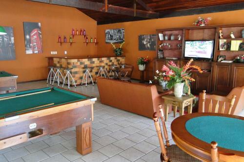 Hotel Dos Bret�es