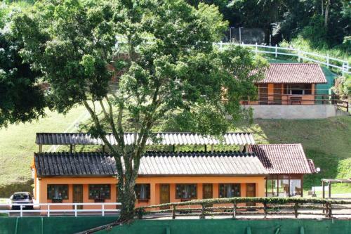 Hotel Dos Bret�es