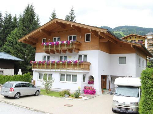 Fantastic Apartment In Saalbach-hinterglemm With Garden