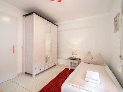 Splendid Apartment In Zell Am See With Garden
