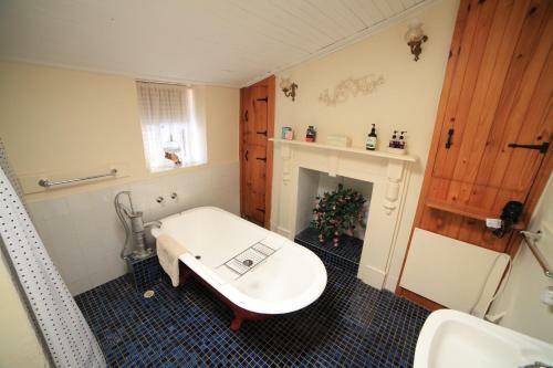 Miss Mabel Cottage