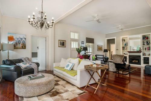 Caledonia House