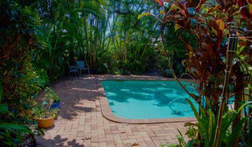 Bed & Breakfast Leftfield House