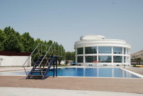 Agsaray Deluxe Hotel