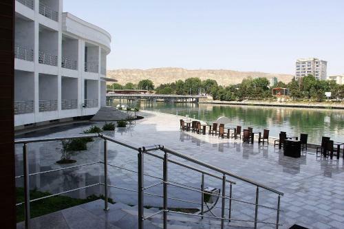 Agsaray Deluxe Hotel