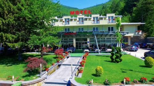 Motel Maksumi?