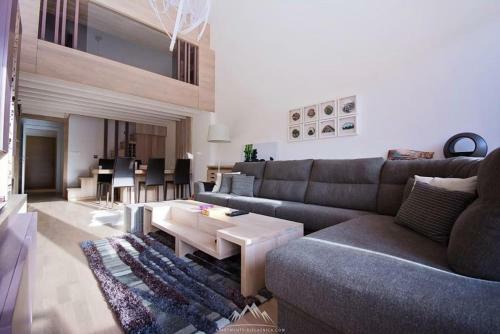 Apartman View