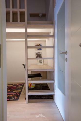 Apartman View
