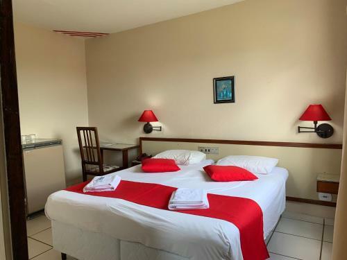 Optimum Plaza Hotel