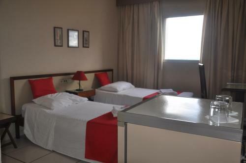 Optimum Plaza Hotel