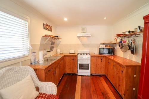 Embrace Cottage