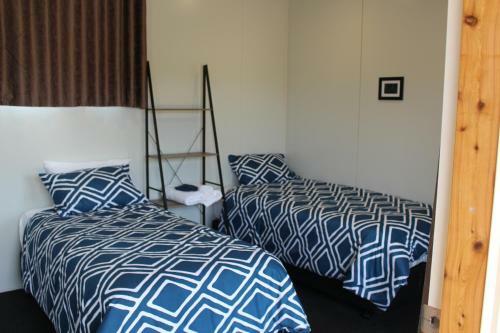 Motel Under The Mount