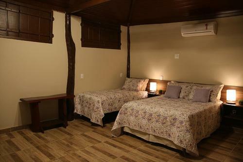 Bed & Breakfast Pantanal Ranch Meia Lua