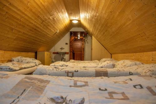 Hostal Chata Z�ti?�