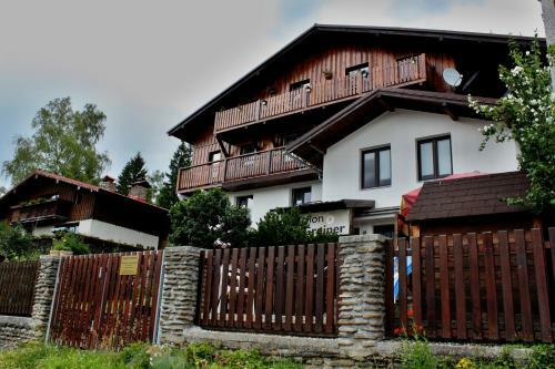 Hostal Ubytov�n� Greiner