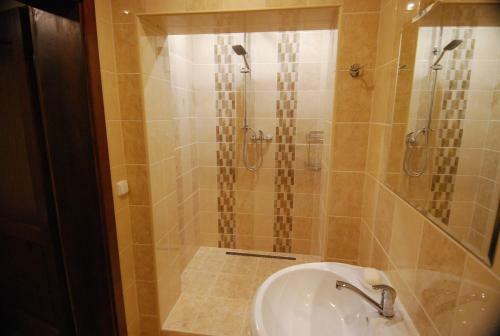 Hostal Ivanek Guest House