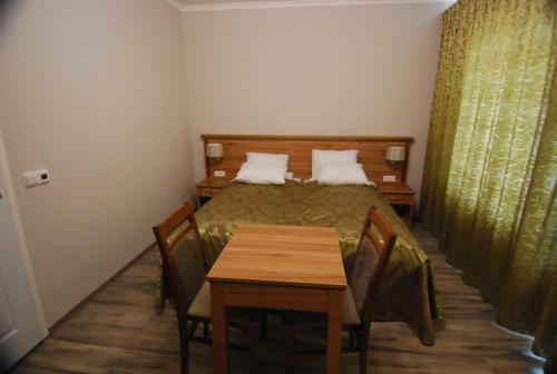 Hostal Ivanek Guest House