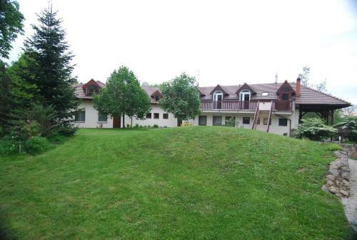 Hostal Ivanek Guest House