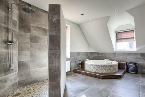 Bed & Breakfast Villa Eltins