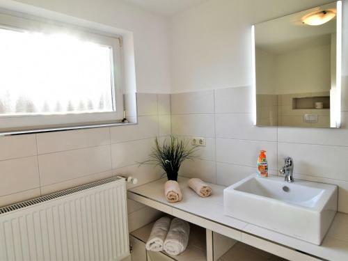 Luxorious Apartment In Gagelow With Garden