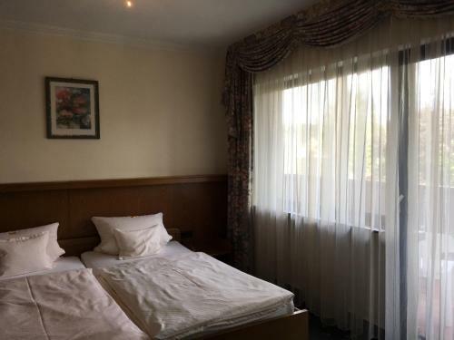 Hotel Gasthof Zur Sonne Winzenhohl