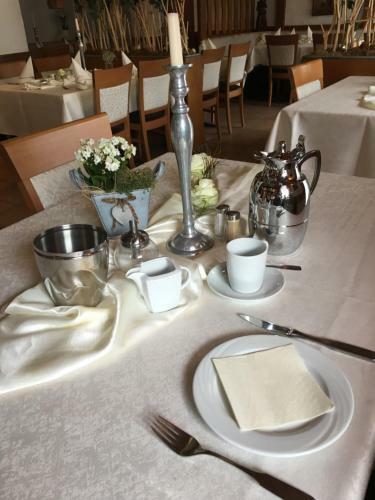 Hotel Gasthof Zur Sonne Winzenhohl