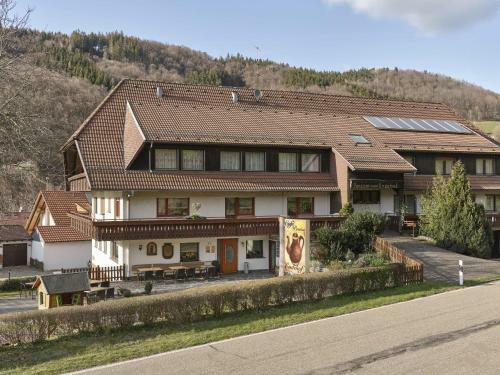 Hostal Caf�-pension Endehof