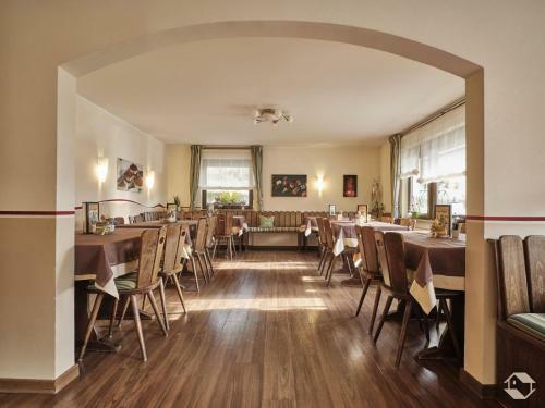 Hostal Caf�-pension Endehof