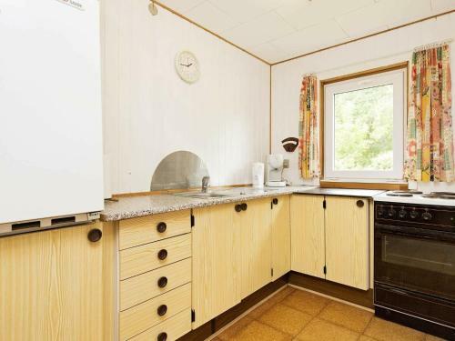 Three-bedroom Holiday Home In Nyk�bing Sj 5