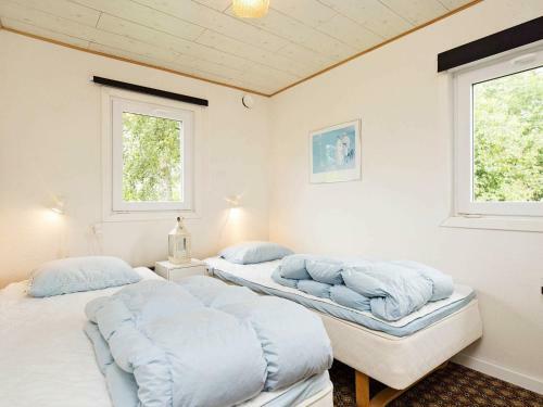 Three-bedroom Holiday Home In Nyk�bing Sj 5