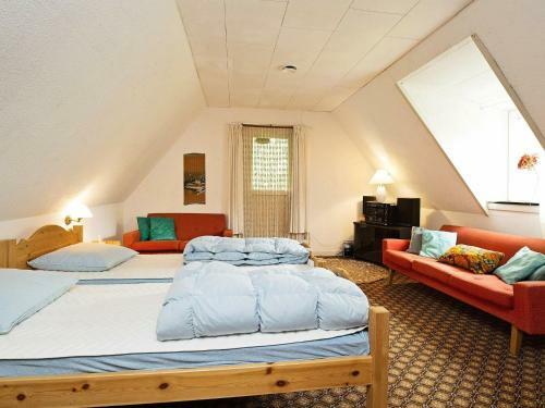 Three-bedroom Holiday Home In Nyk�bing Sj 5