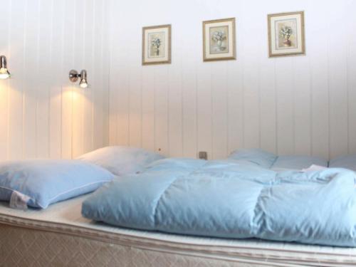 Two-bedroom Holiday Home In Oksb�l 7