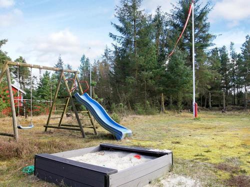 Two-bedroom Holiday Home In Oksb�l 7