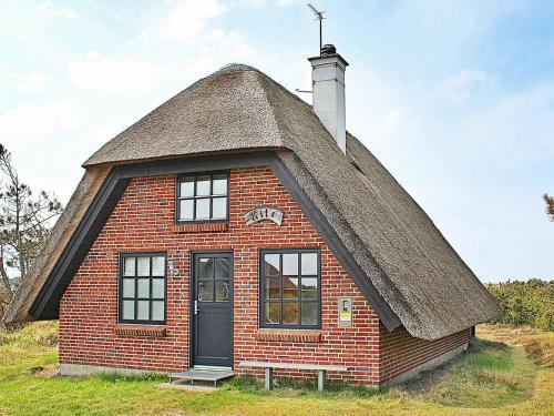 Four-bedroom Holiday Home In Hvide Sande 3