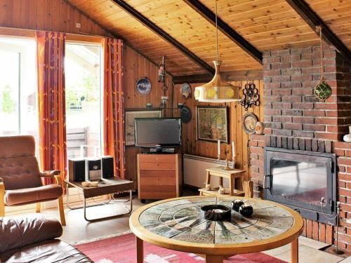 Three-bedroom Holiday Home In Vejers Strand 8