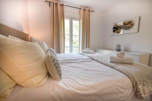 Apartamento Penthouse Balcones Del Lago Ist�n Marbella