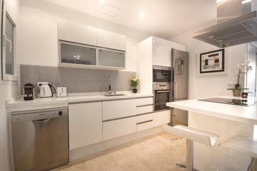 Apartamento Penthouse Balcones Del Lago Ist�n Marbella