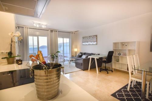 Apartamento Penthouse Balcones Del Lago Ist�n Marbella