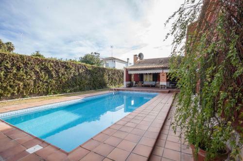 Escapada De Ensue�ovilla 5ha Cerca Sevilla-piscina