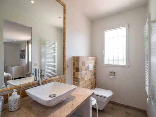 Luxurious Villa In Le Plan-de-la-tour With Swimming Pool