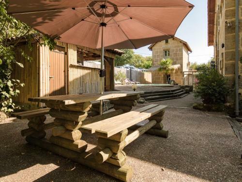 Luxurious Mansion In Lacapelle-marival With Heated Pool