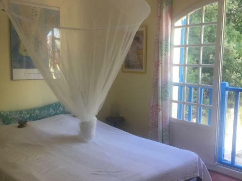 Spacious Holiday Home In Lorgues With Swimming Pool