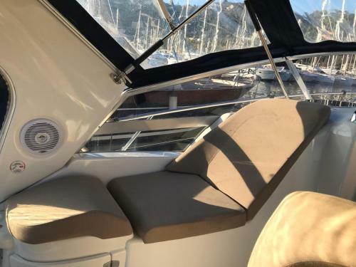 Yacht Experience Lemon Town
