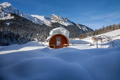 La Dalle Cach�e