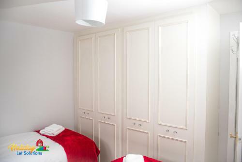 Premier - Kirkness Apartment