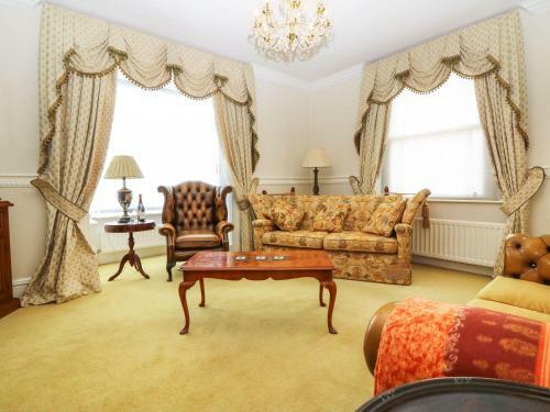 Cowslip House, Axminster