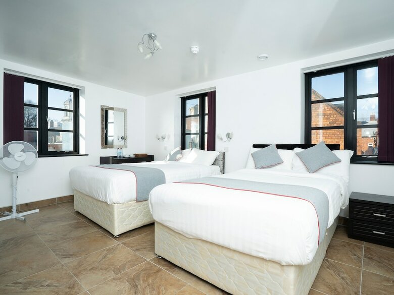 Bed & Breakfast Atz&h Inn