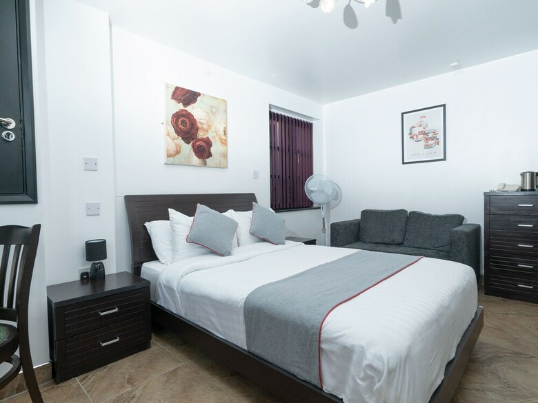 Bed & Breakfast Atz&h Inn