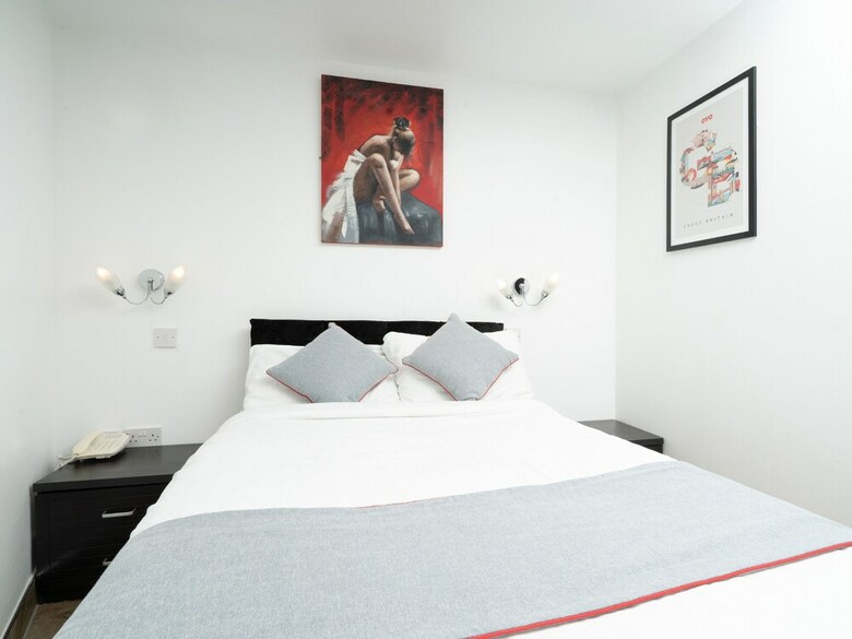 Bed & Breakfast Atz&h Inn